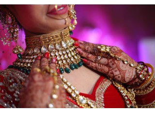 The Art of Gemstone Setting: Inside India’s Best Craftsmanship