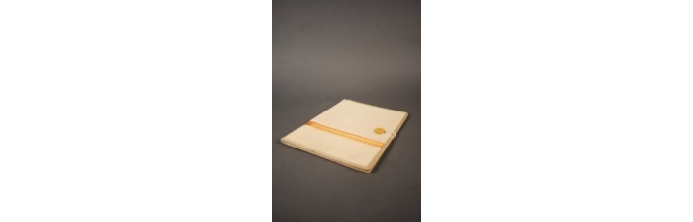 Jute folder with button