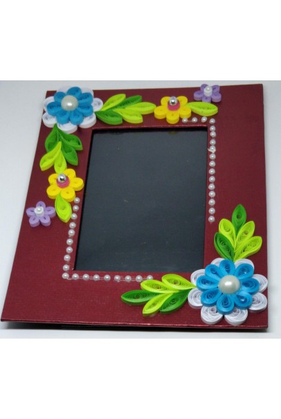 Handcrafted paper quilling greeting card - Yellow and White Handcrafted paper quilling greeting card - Yellow and White