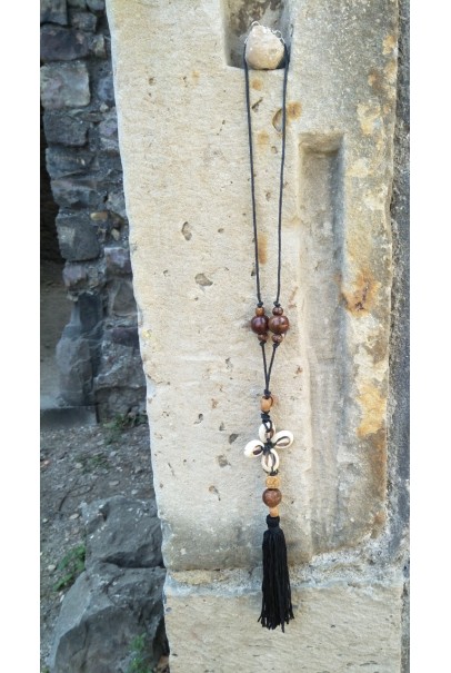 Alphabey's Shell, Wood Beads and cotton Tassel Log Necklace For Women Alphabey's Shell, Wood Beads and cotton Tassel Log Necklace For Women