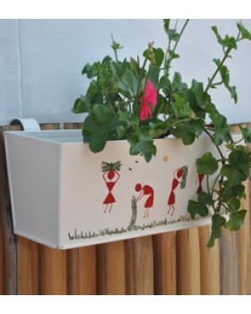 PAINTING RAILING PLANTER