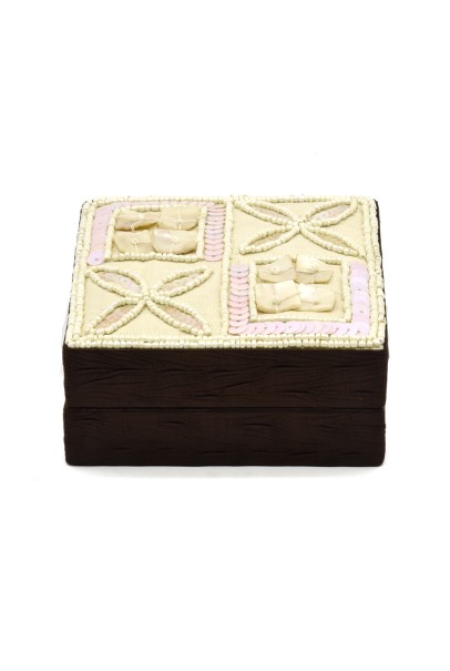 Shell/ Beaded Jewelry Box Shell/ Beaded Jewelry Box