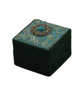 Beaded Small Gift Box Beaded Small Gift Box